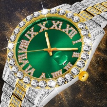 Fashion Mens Watches Luxury WristWatch Quartz Clock Green Watch Men Waterproof Chronograph